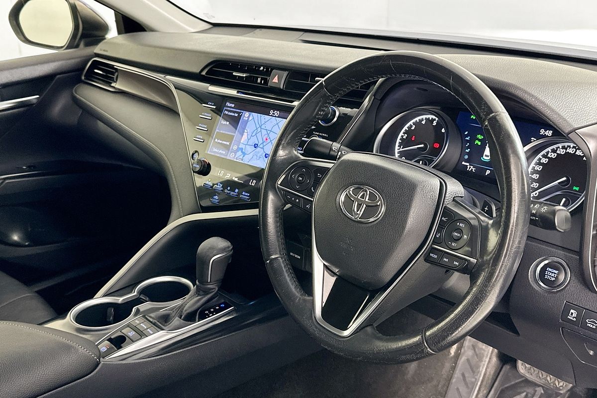 2020 Toyota CAMRY SX GSV70R