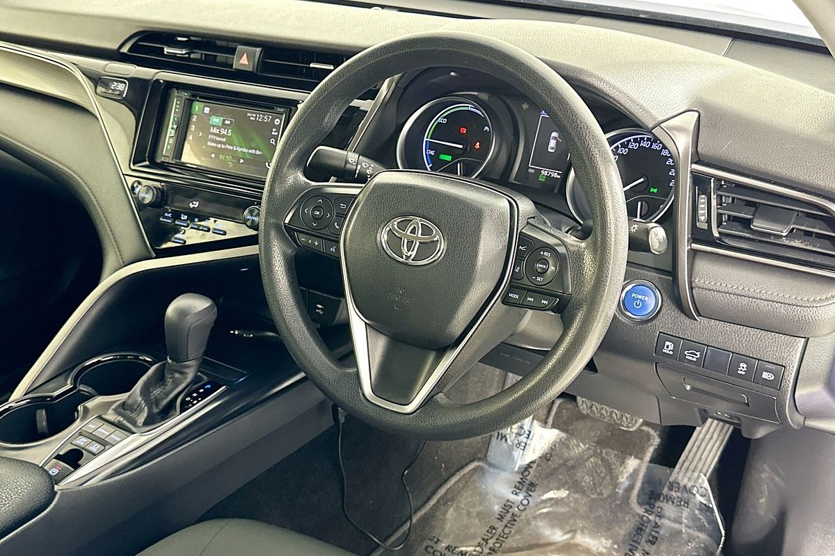 2018 Toyota CAMRY ASCENT HYBRID AXVH71R