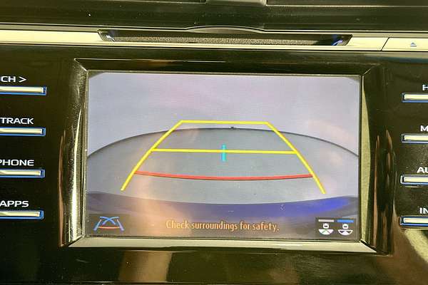 2020 Toyota CAMRY ASCENT HYBRID AXVH70R