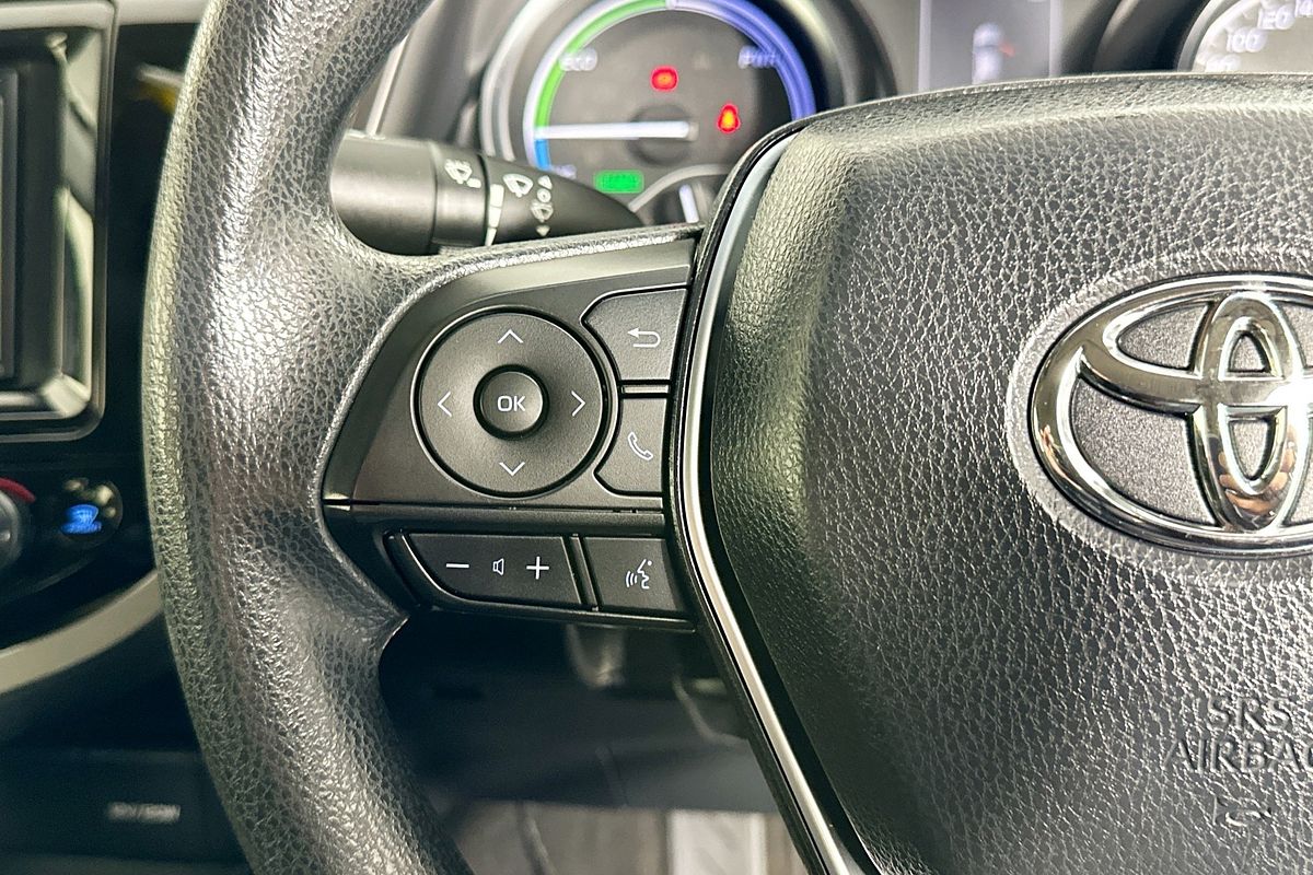 2018 Toyota CAMRY ASCENT HYBRID AXVH71R