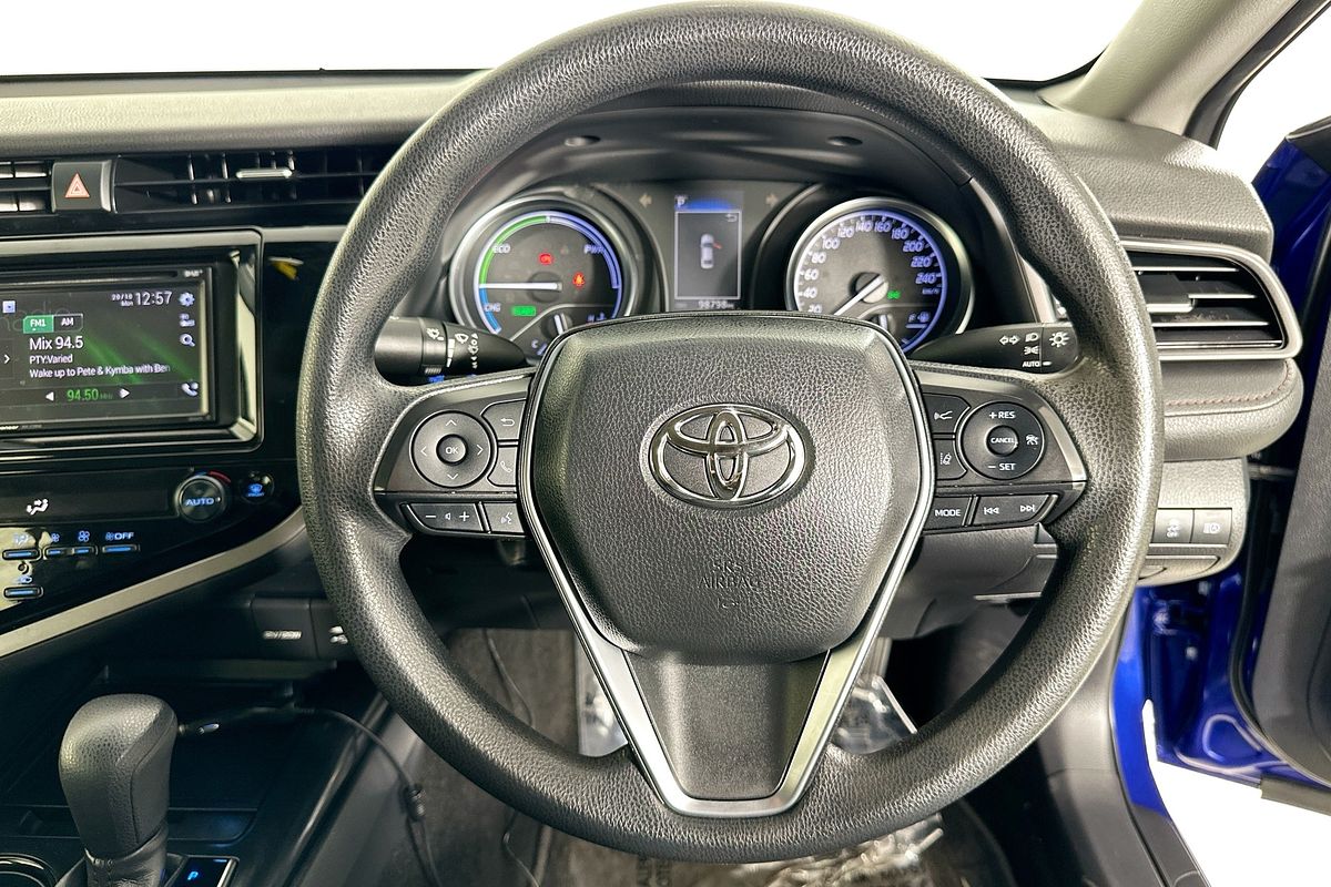 2018 Toyota CAMRY ASCENT HYBRID AXVH71R