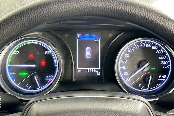 2020 Toyota CAMRY ASCENT HYBRID AXVH70R