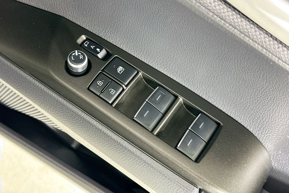 2024 Toyota CAMRY ASCENT HYBRID AXVH80R