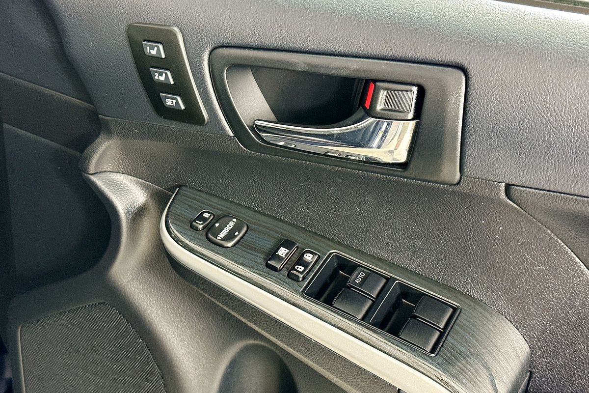 2015 Toyota CAMRY ATARA SL HYBRID AVV50R MY15