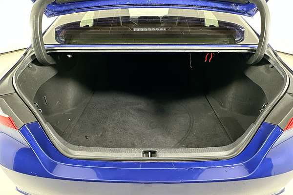 2020 Toyota CAMRY SX GSV70R