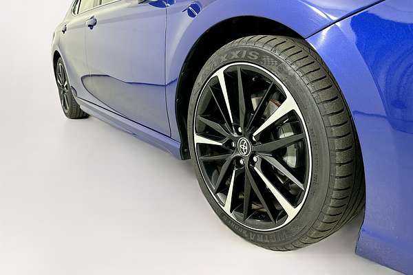 2020 Toyota CAMRY SX GSV70R