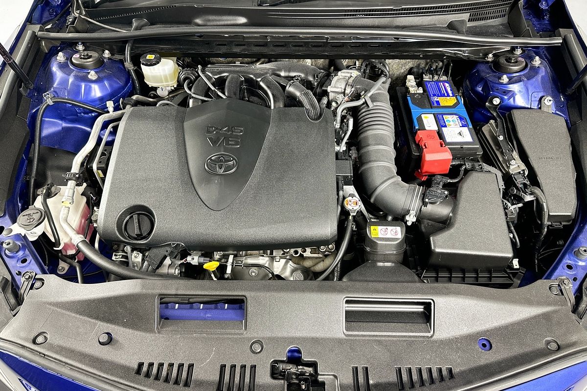 2020 Toyota CAMRY SX GSV70R