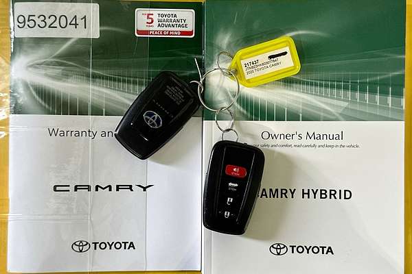 2020 Toyota CAMRY ASCENT HYBRID AXVH70R