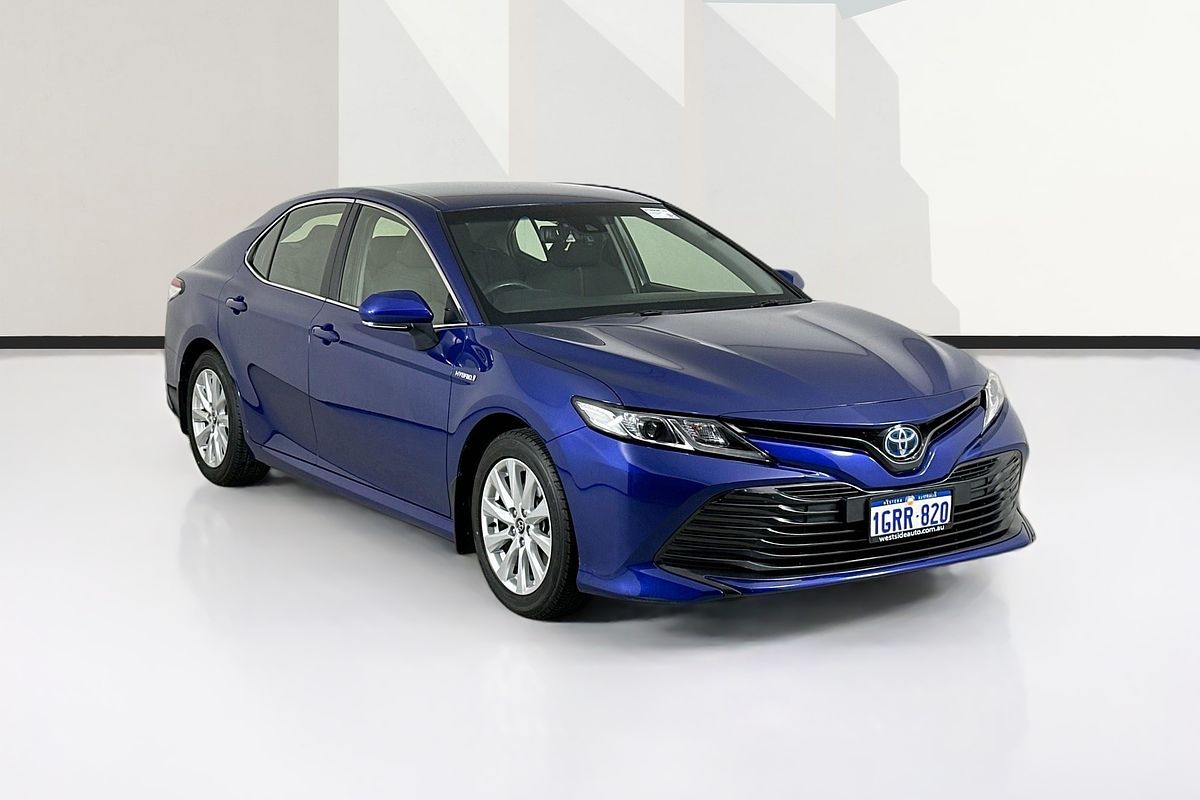 2018 Toyota CAMRY ASCENT HYBRID AXVH71R