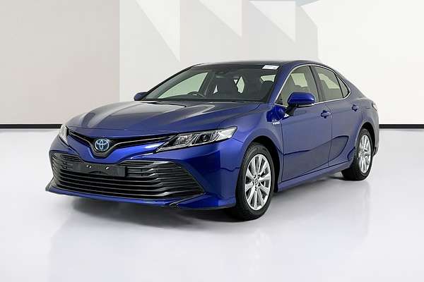 2020 Toyota CAMRY ASCENT HYBRID AXVH70R