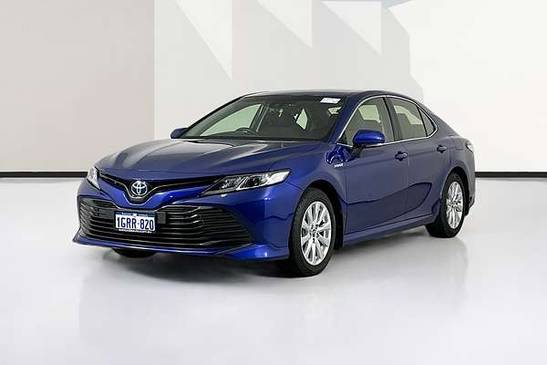 2018 Toyota CAMRY ASCENT HYBRID AXVH71R