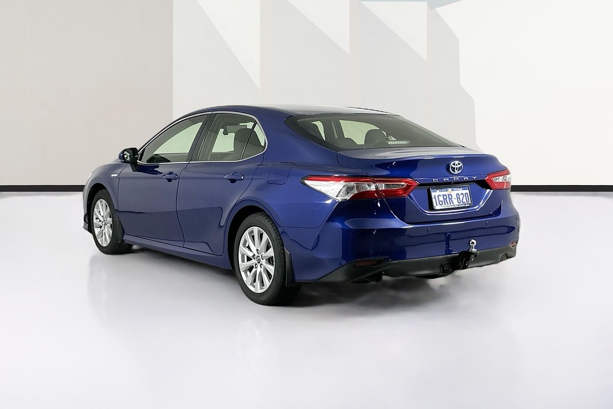 2018 Toyota CAMRY ASCENT HYBRID AXVH71R