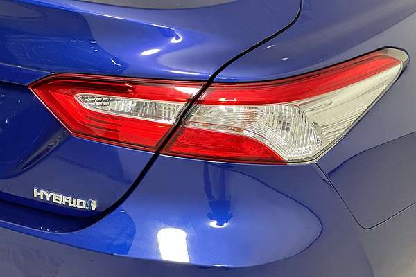 2020 Toyota CAMRY ASCENT HYBRID AXVH70R