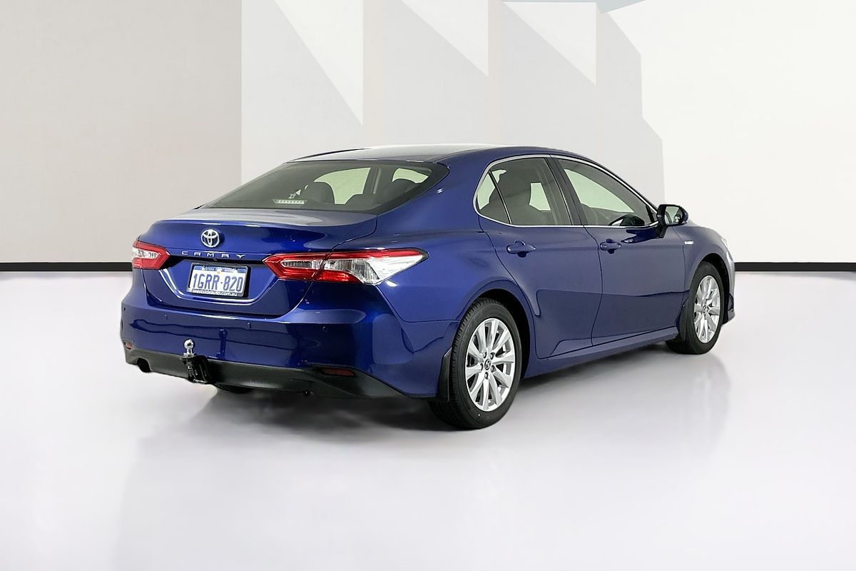2018 Toyota CAMRY ASCENT HYBRID AXVH71R