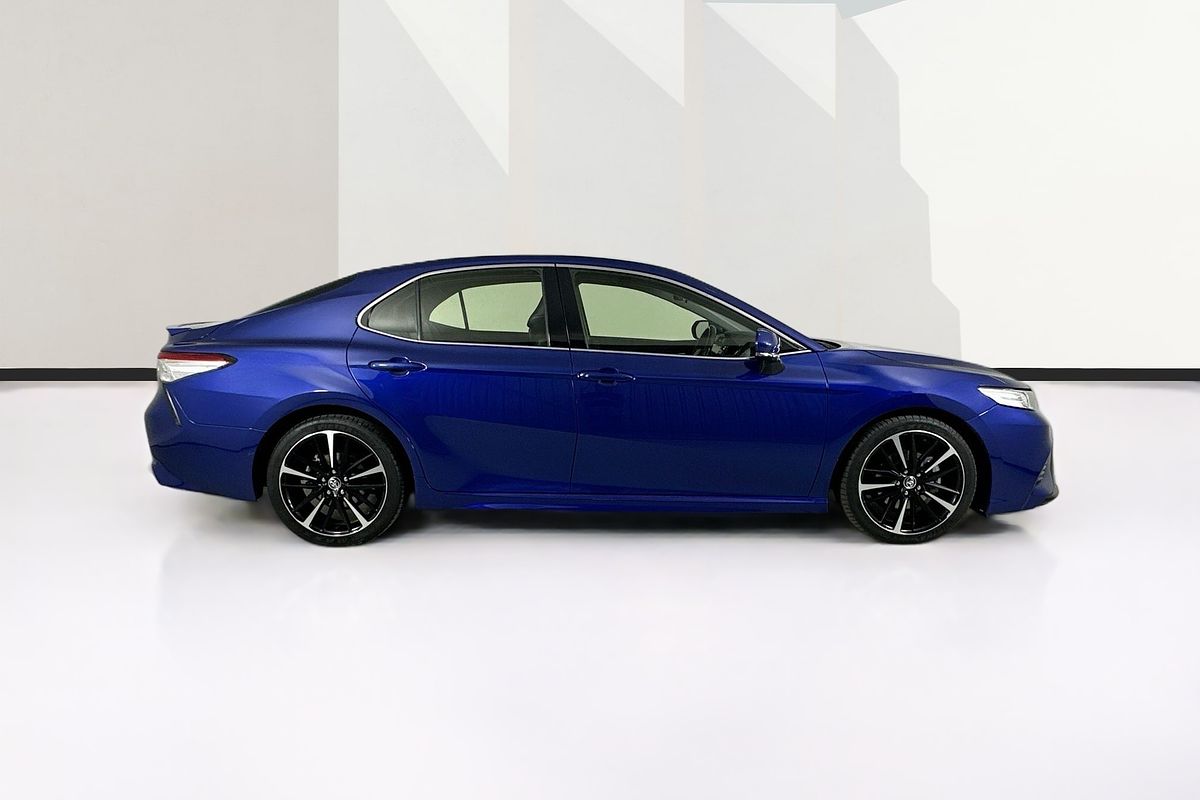 2020 Toyota CAMRY SX GSV70R