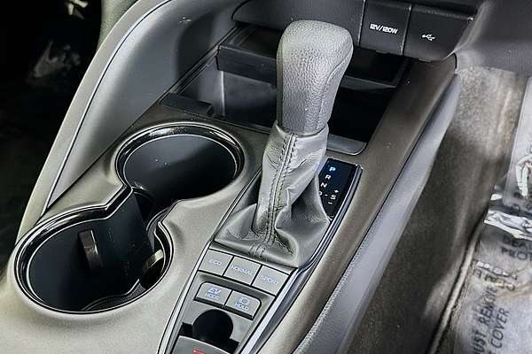 2024 Toyota CAMRY ASCENT HYBRID AXHV70R
