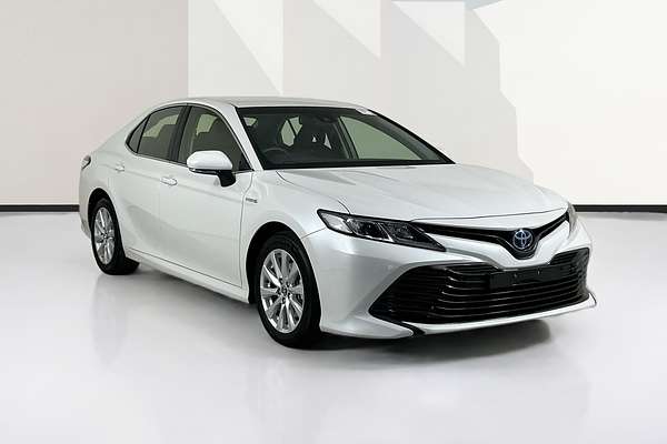 2018 Toyota CAMRY ASCENT HYBRID AXVH71R