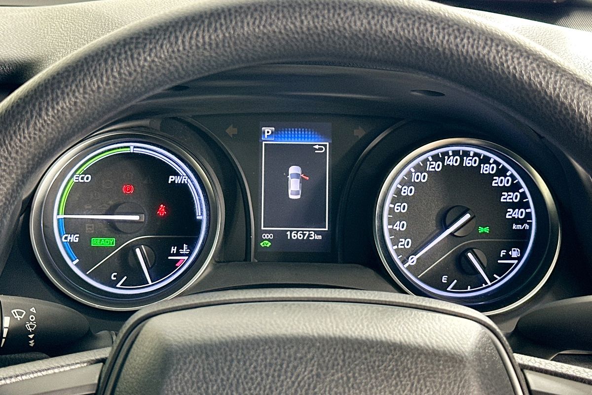 2018 Toyota CAMRY ASCENT HYBRID AXVH71R