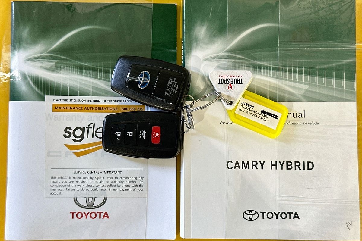 2018 Toyota CAMRY ASCENT HYBRID AXVH71R