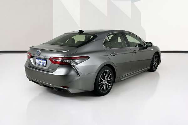 2021 Toyota CAMRY SL HYBRID AXVH70R
