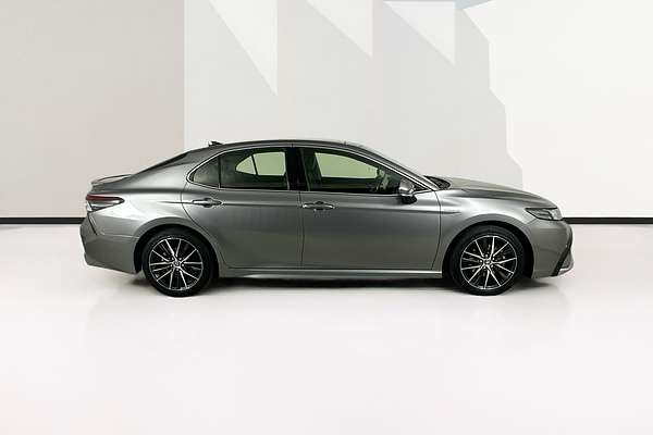 2021 Toyota CAMRY SL HYBRID AXVH70R