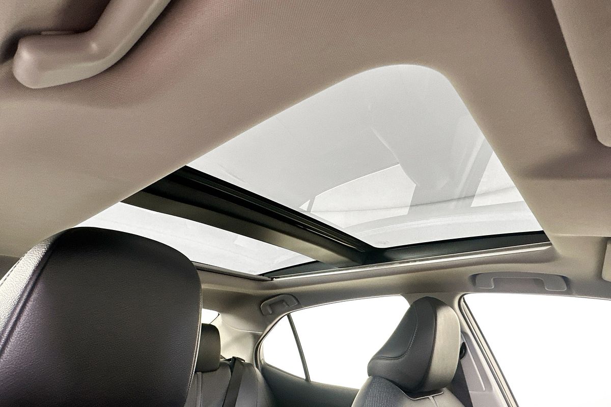 2021 Toyota CAMRY SL HYBRID AXVH70R