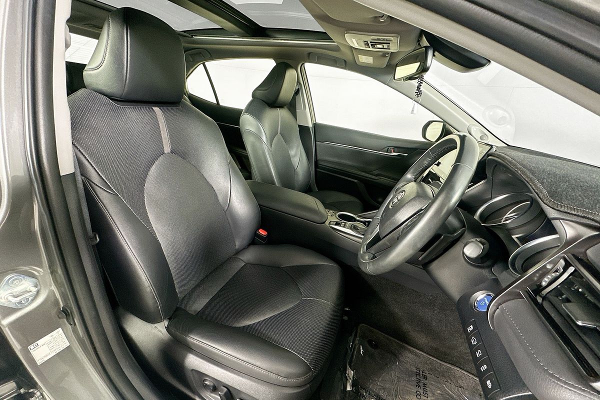 2021 Toyota CAMRY SL HYBRID AXVH70R