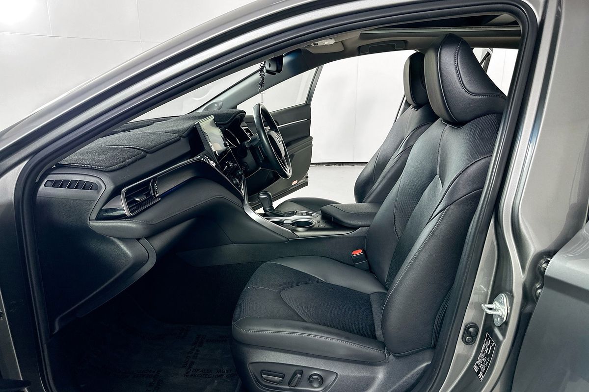 2021 Toyota CAMRY SL HYBRID AXVH70R