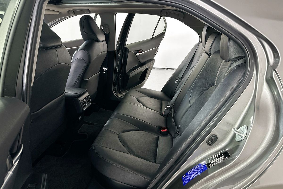2021 Toyota CAMRY SL HYBRID AXVH70R