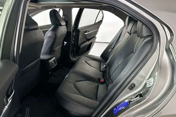 2021 Toyota CAMRY SL HYBRID AXVH70R