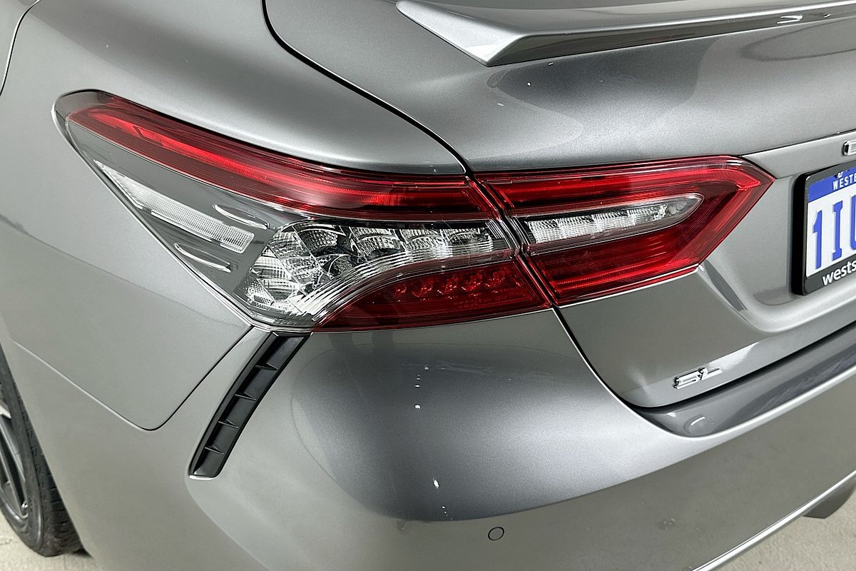 2021 Toyota CAMRY SL HYBRID AXVH70R