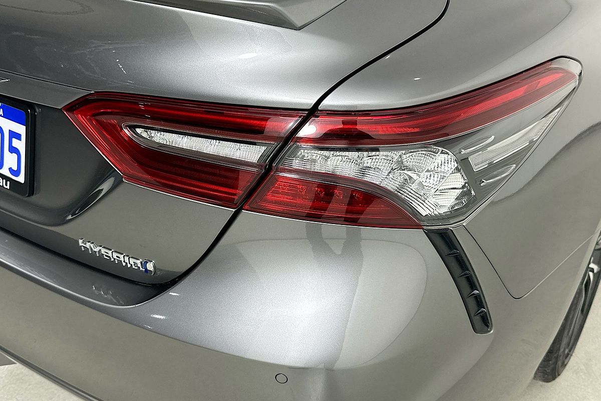 2021 Toyota CAMRY SL HYBRID AXVH70R