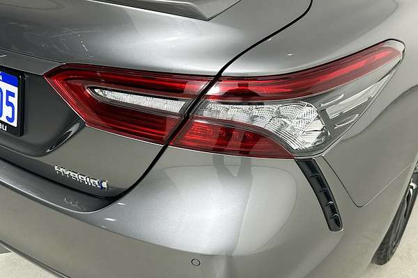 2021 Toyota CAMRY SL HYBRID AXVH70R
