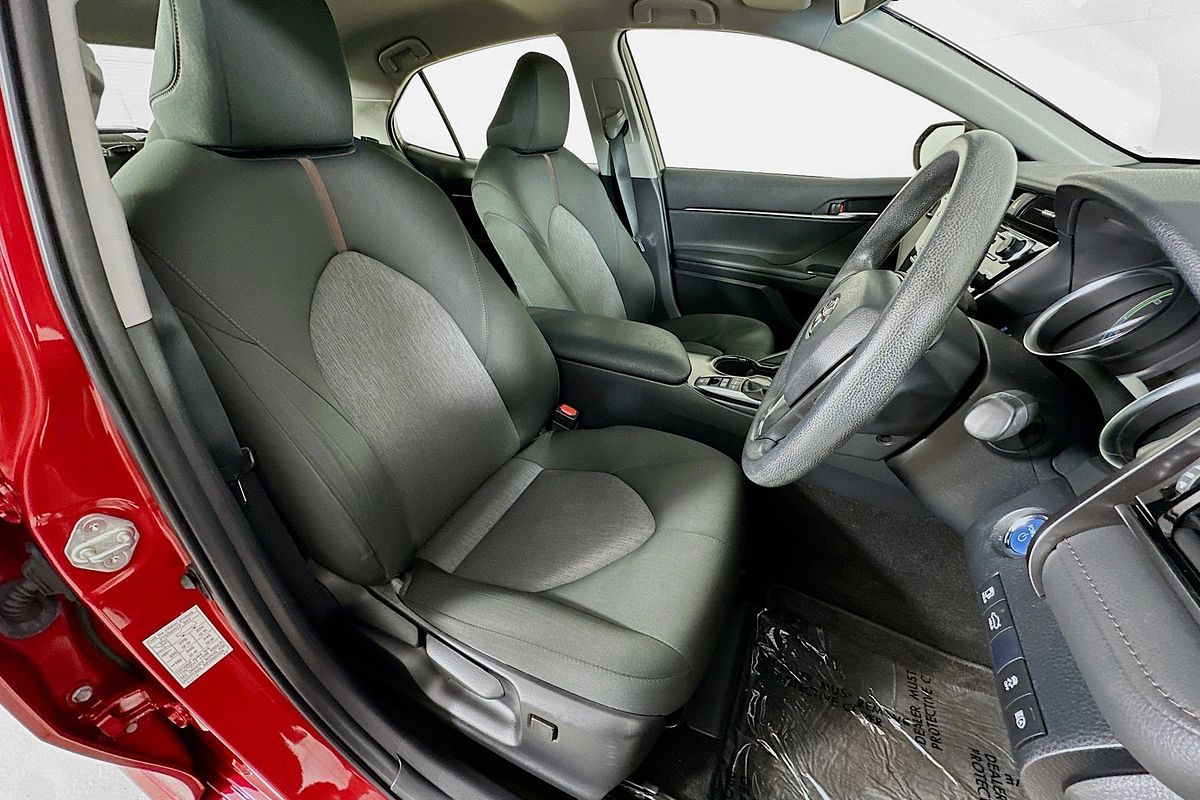 2020 Toyota CAMRY ASCENT HYBRID AXVH71R