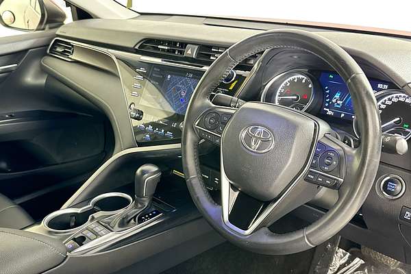 2020 Toyota CAMRY SX GSV70R