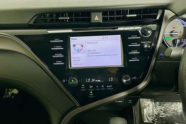 2020 Toyota CAMRY ASCENT HYBRID AXVH71R