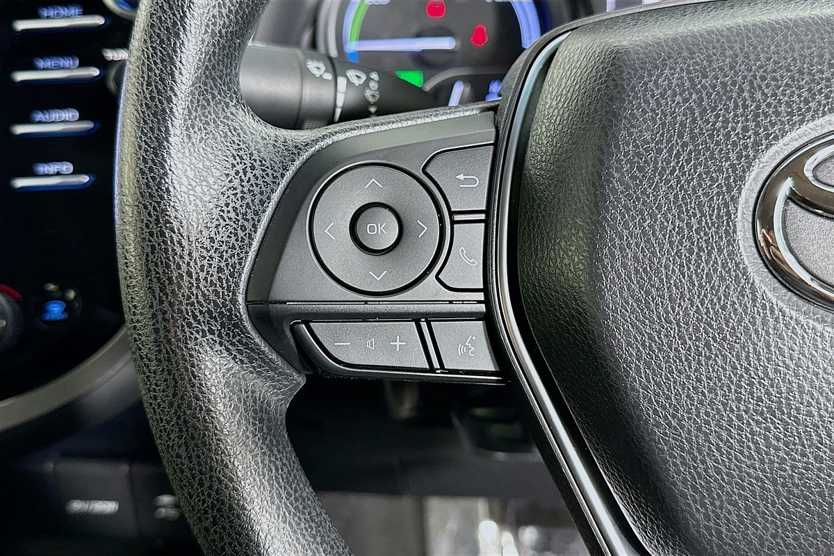 2020 Toyota CAMRY ASCENT HYBRID AXVH71R