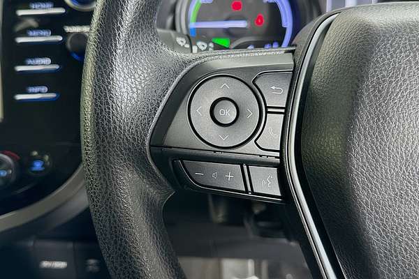 2019 Toyota CAMRY ASCENT HYBRID AXVH71R