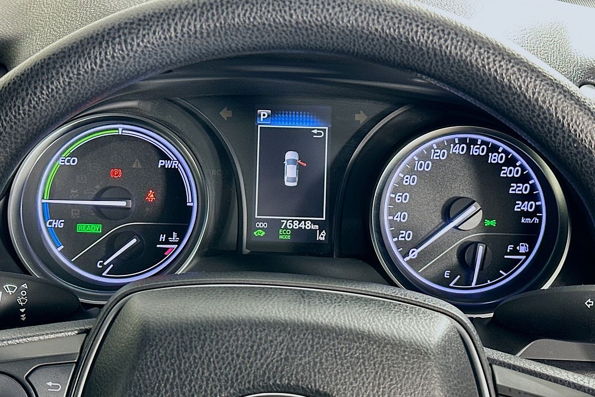 2019 Toyota CAMRY ASCENT HYBRID AXVH71R