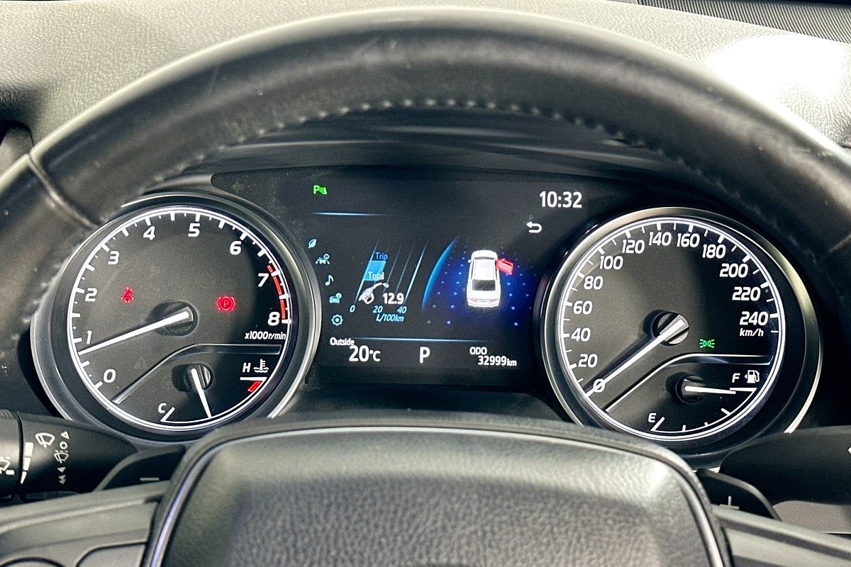 2020 Toyota CAMRY SX GSV70R