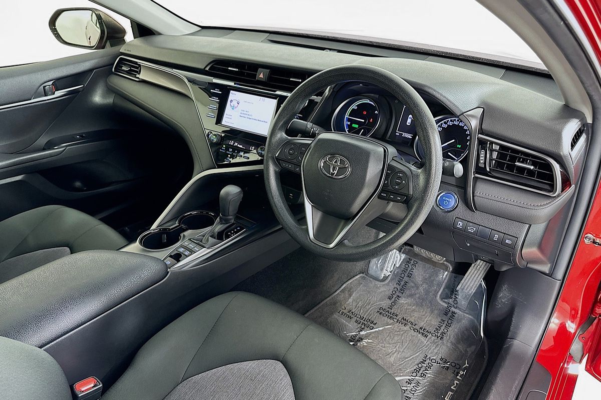 2020 Toyota CAMRY ASCENT HYBRID AXVH71R
