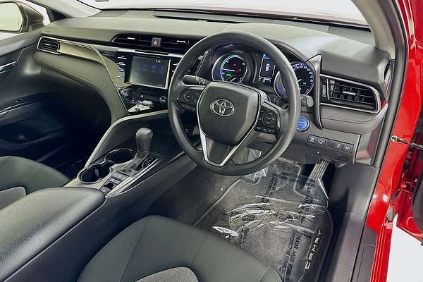 2019 Toyota CAMRY ASCENT HYBRID AXVH71R