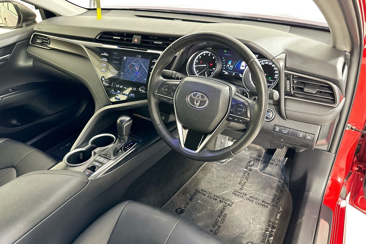 2020 Toyota CAMRY SX GSV70R