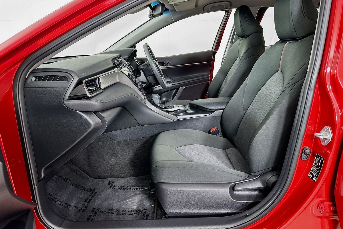 2020 Toyota CAMRY ASCENT HYBRID AXVH71R
