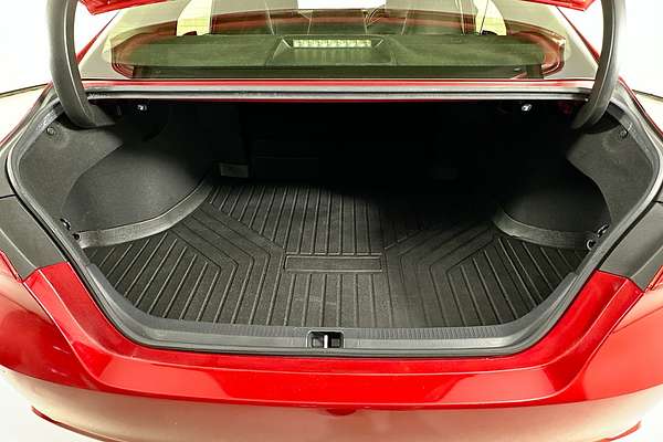 2020 Toyota CAMRY SX GSV70R