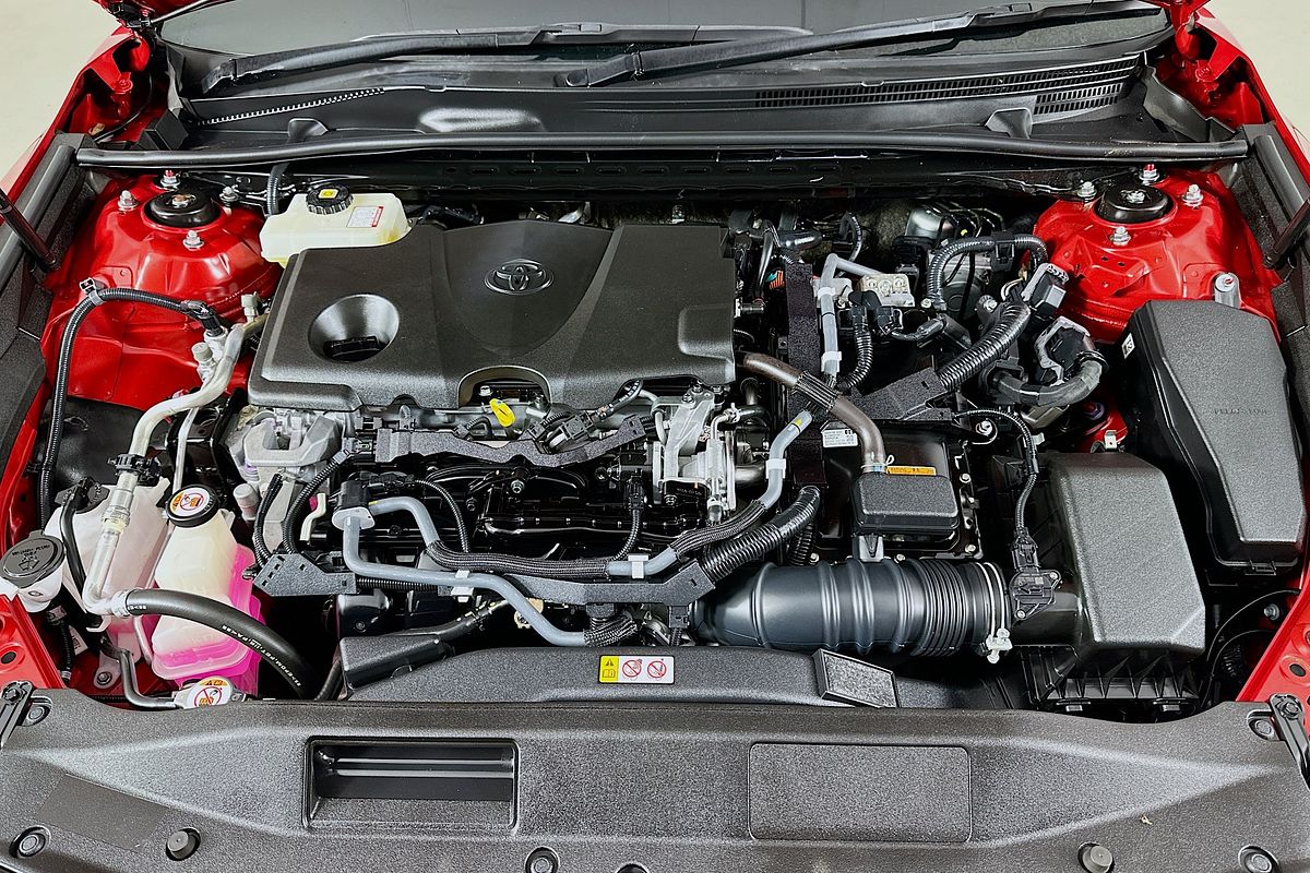 2019 Toyota CAMRY ASCENT HYBRID AXVH71R