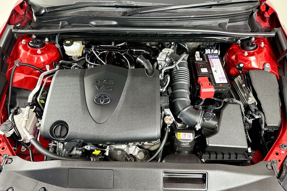 2020 Toyota CAMRY SX GSV70R