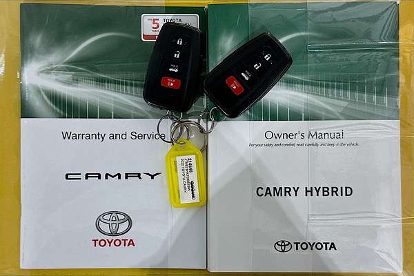 2020 Toyota CAMRY ASCENT HYBRID AXVH71R