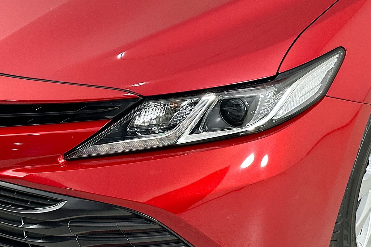 2020 Toyota CAMRY ASCENT HYBRID AXVH71R