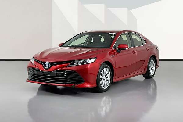 2020 Toyota CAMRY ASCENT HYBRID AXVH71R